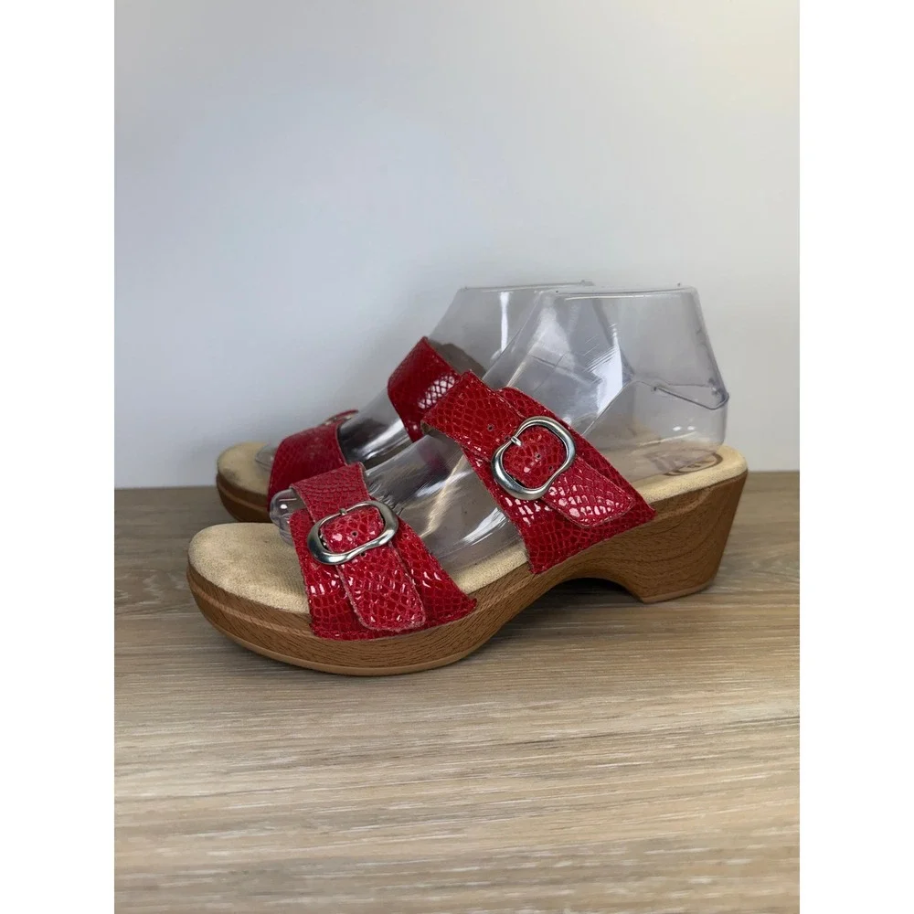 Dansko Sophie Wedge Sandals Red Snake Print Leather Comfortcore Women 40 9.5-10